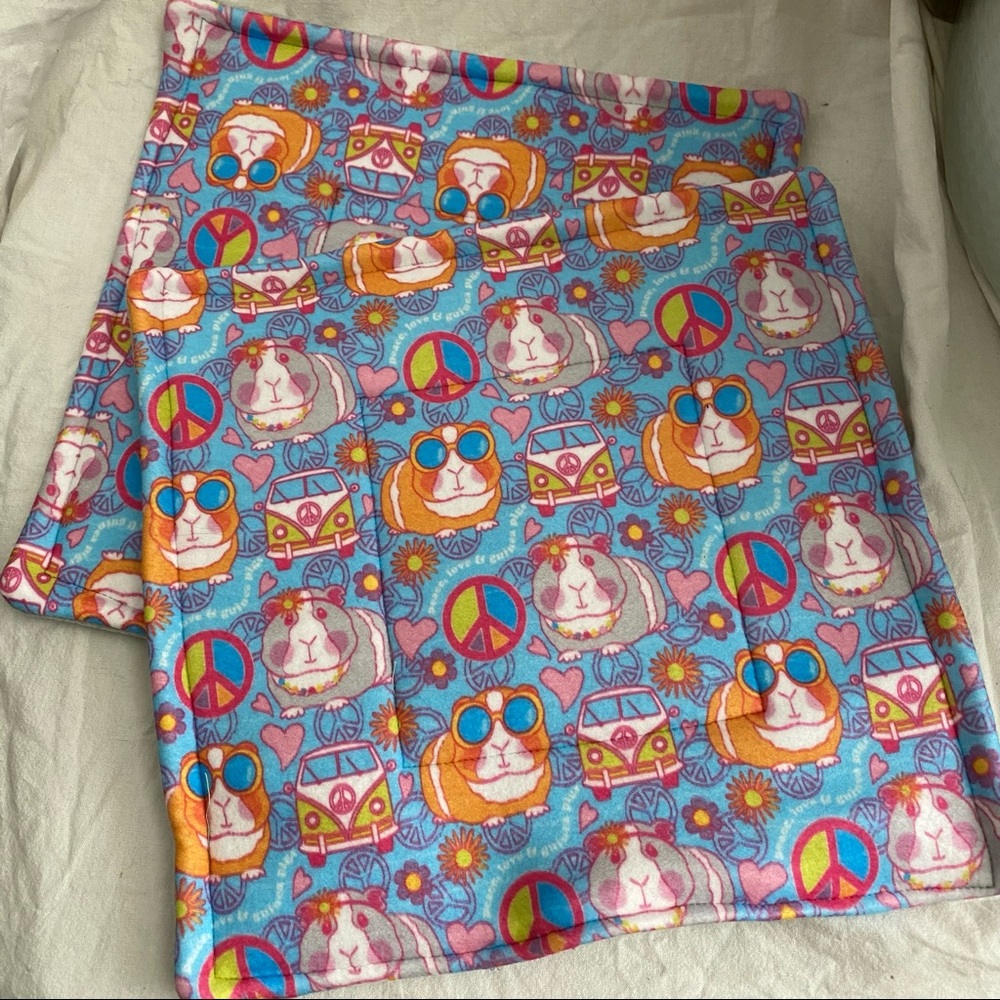 2 Guinea Pig P Piddle Pads VW PEACE Reversible Fleece Absorbent reusable